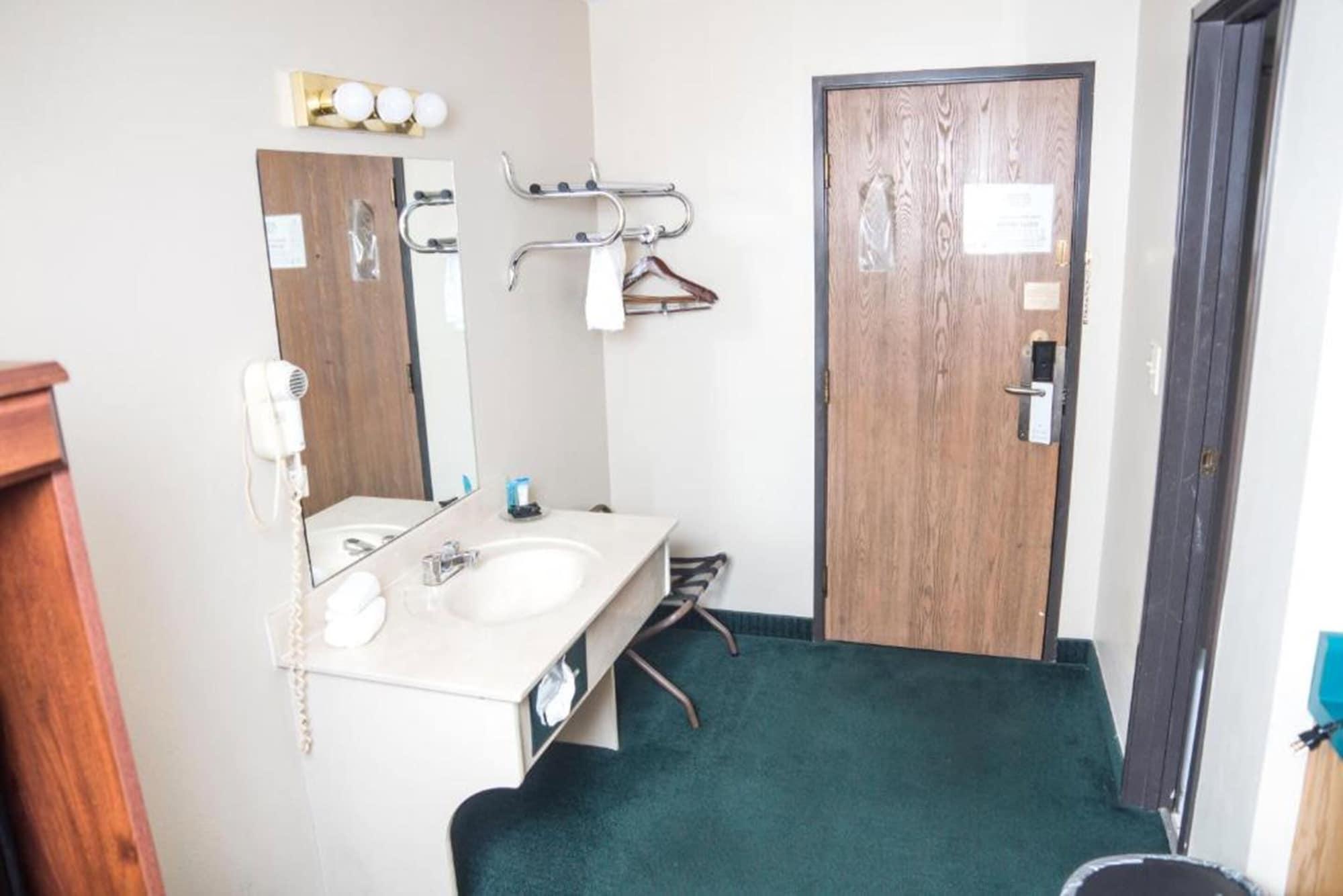 Americas Best Value Inn St. Louis / South Mehlville Exterior foto
